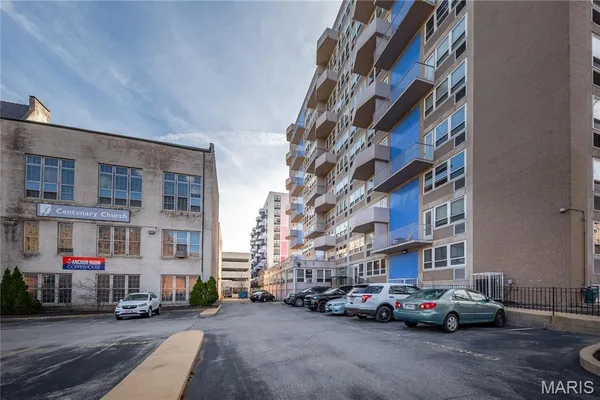 $55,000 | 210 North 17th Street, Unit 1011, St. Louis, MO 63103