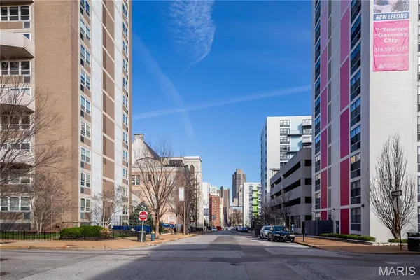 $55,000 | 210 North 17th Street, Unit 1011, St. Louis, MO 63103