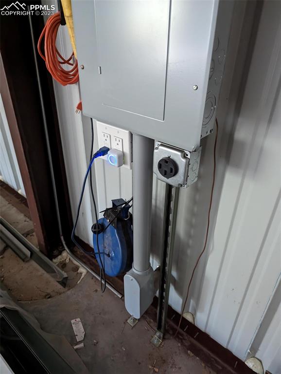 238 Aspen Circle Divide, CO 80814 - Photo 11 of 42 a view of a room with gym equipment