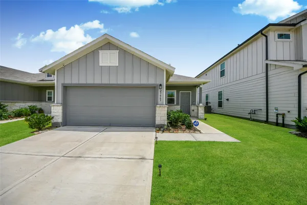 $2,100 | 23663 Cranberry Grader Lane, Hockley, TX 77447