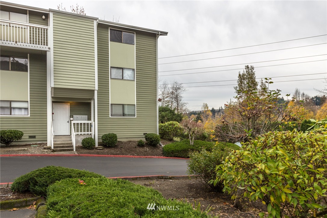 230 Southwest Clark Street, Unit C203 Issaquah, WA 98027 - Photo 1 of 25