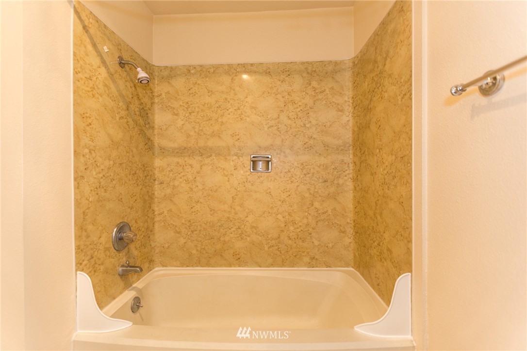 230 Southwest Clark Street, Unit C203 Issaquah, WA 98027 - Photo 11 of 25