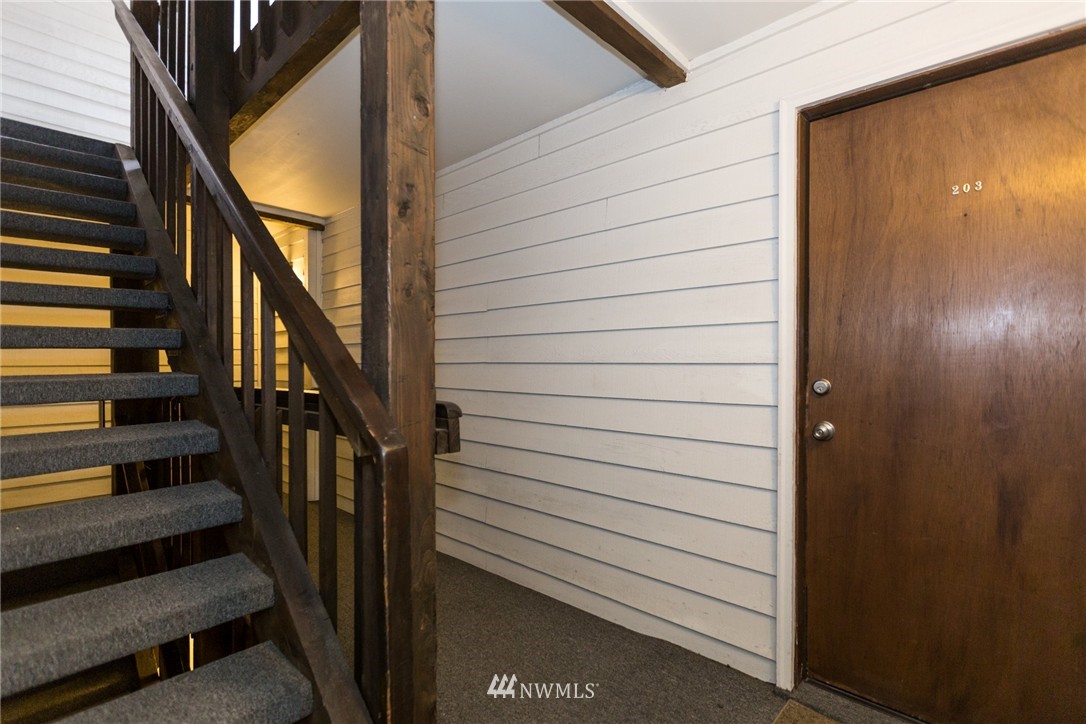 230 Southwest Clark Street, Unit C203 Issaquah, WA 98027 - Photo 19 of 25