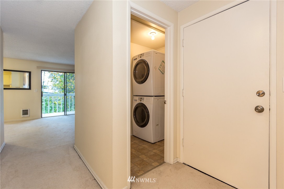 230 Southwest Clark Street, Unit C203 Issaquah, WA 98027 - Photo 9 of 25