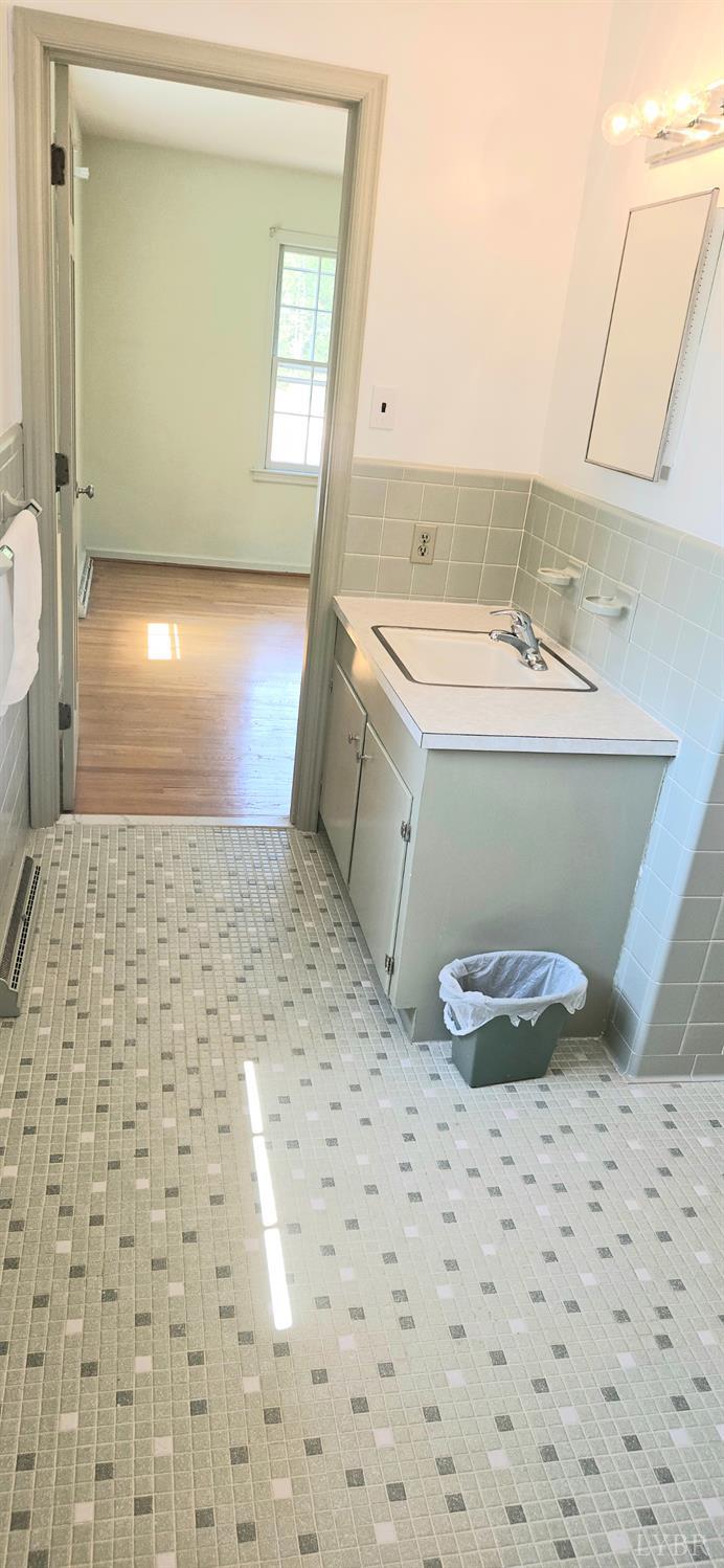 5909 Rhonda Road Lynchburg, VA 24502 - Photo 21 of 37