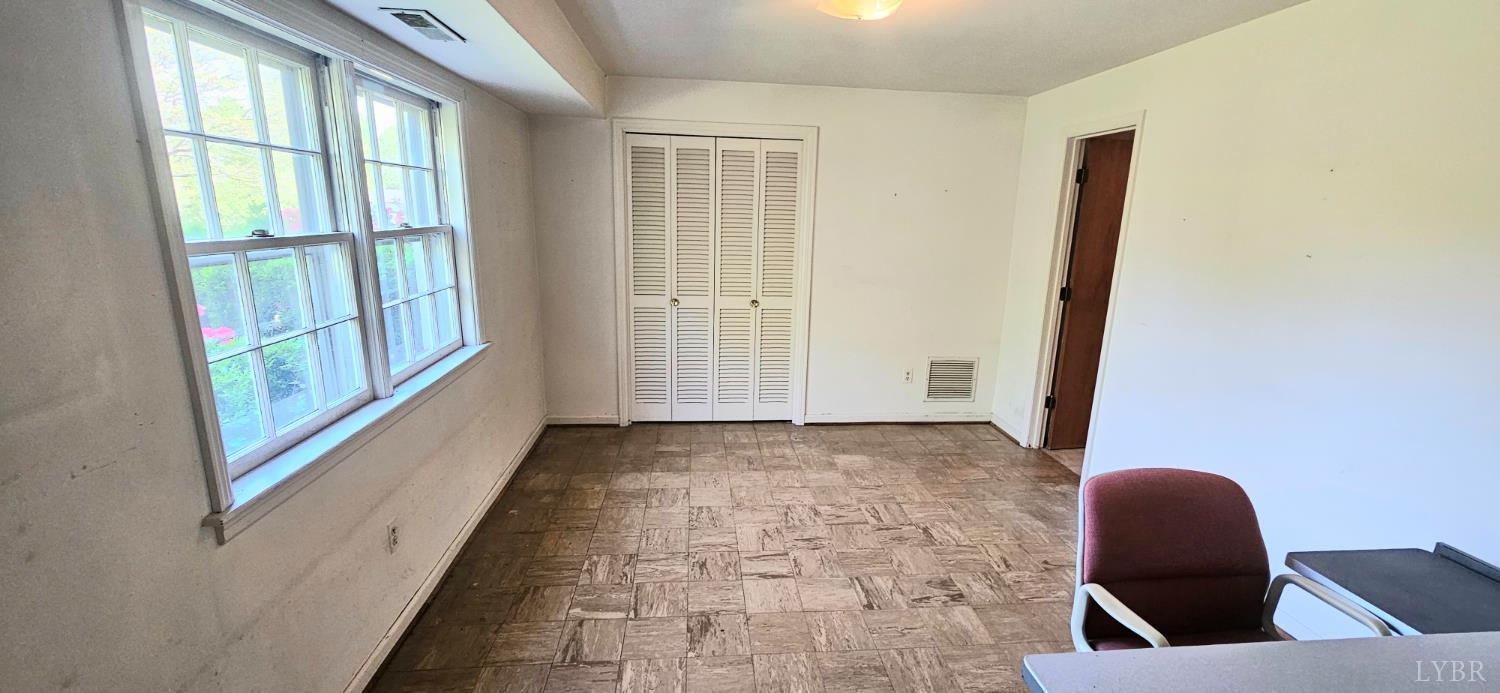 5909 Rhonda Road Lynchburg, VA 24502 - Photo 29 of 37