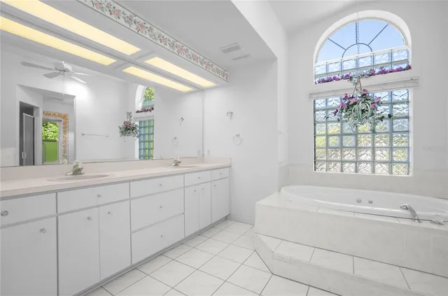 $370,000 | 833 North Lafayette Way, Inverness, FL 34453