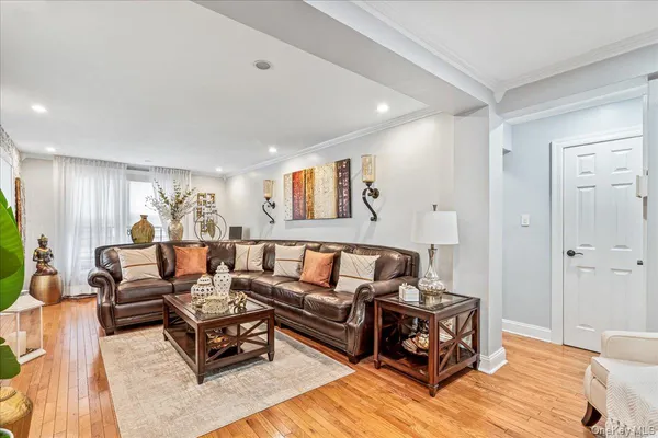 $424,888 | 59-30 108th Street, Unit 2PP | South Corona