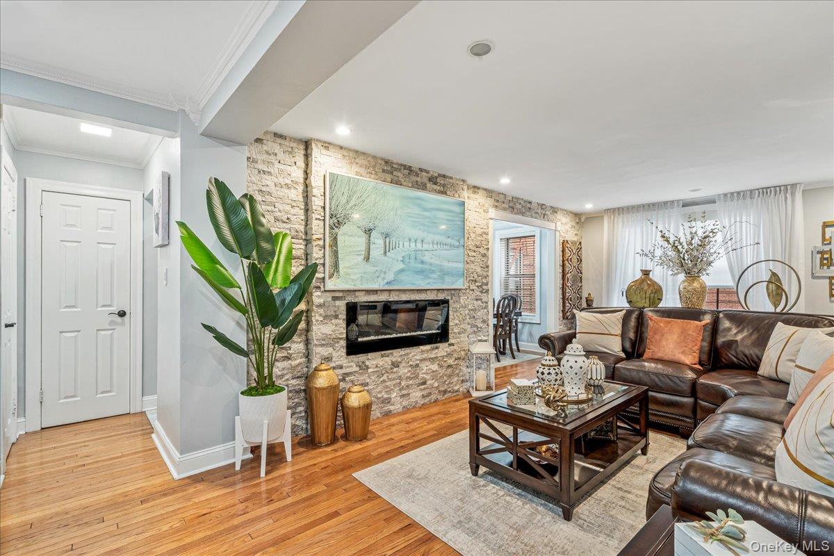 59-30 108th Street, Unit 2PP Queens, NY 11368 - Photo 4 of 28