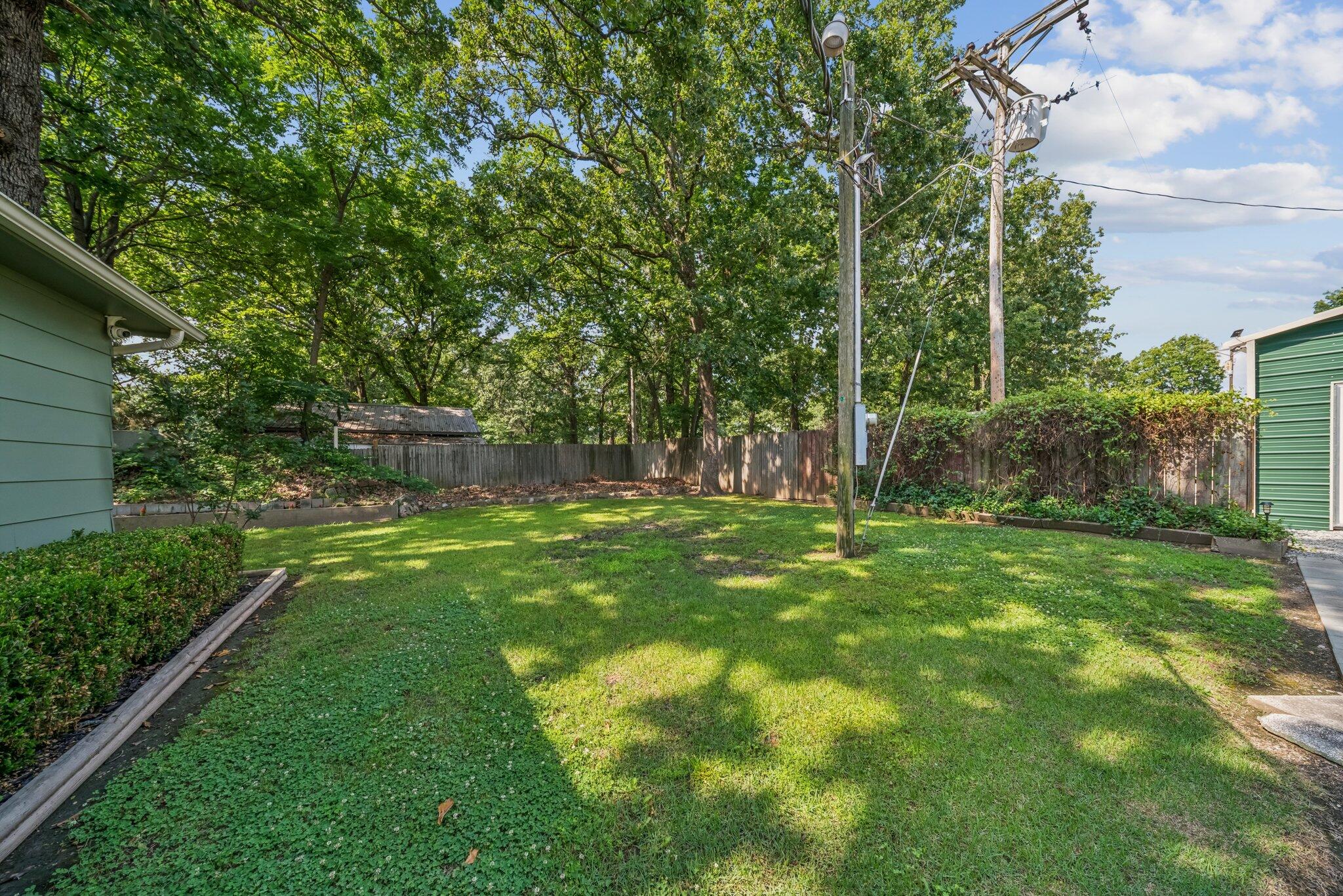 275 Clf Hts Road Disney, OK 74340 - Photo 28 of 35 Fenced bk yard