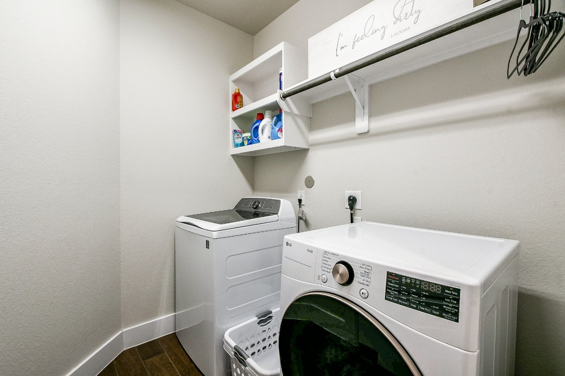 236 Bright Bluff Circle Waller, TX 77484 - Photo 29 of 32 a utility room with dryer and washer