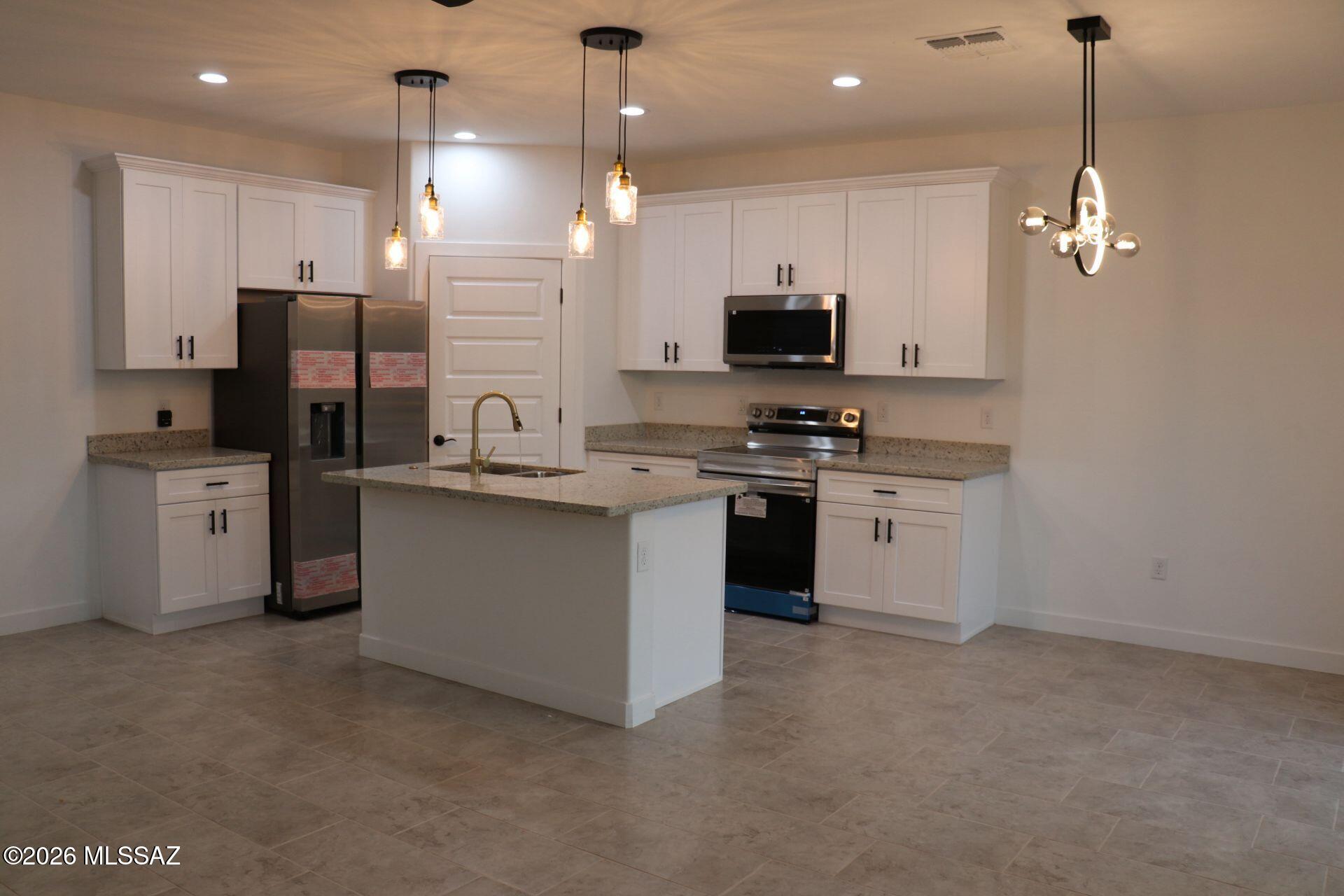 1865 Calle Mulata Rio Rico, AZ 85648 - Photo 5 of 10 Gallery Image 5