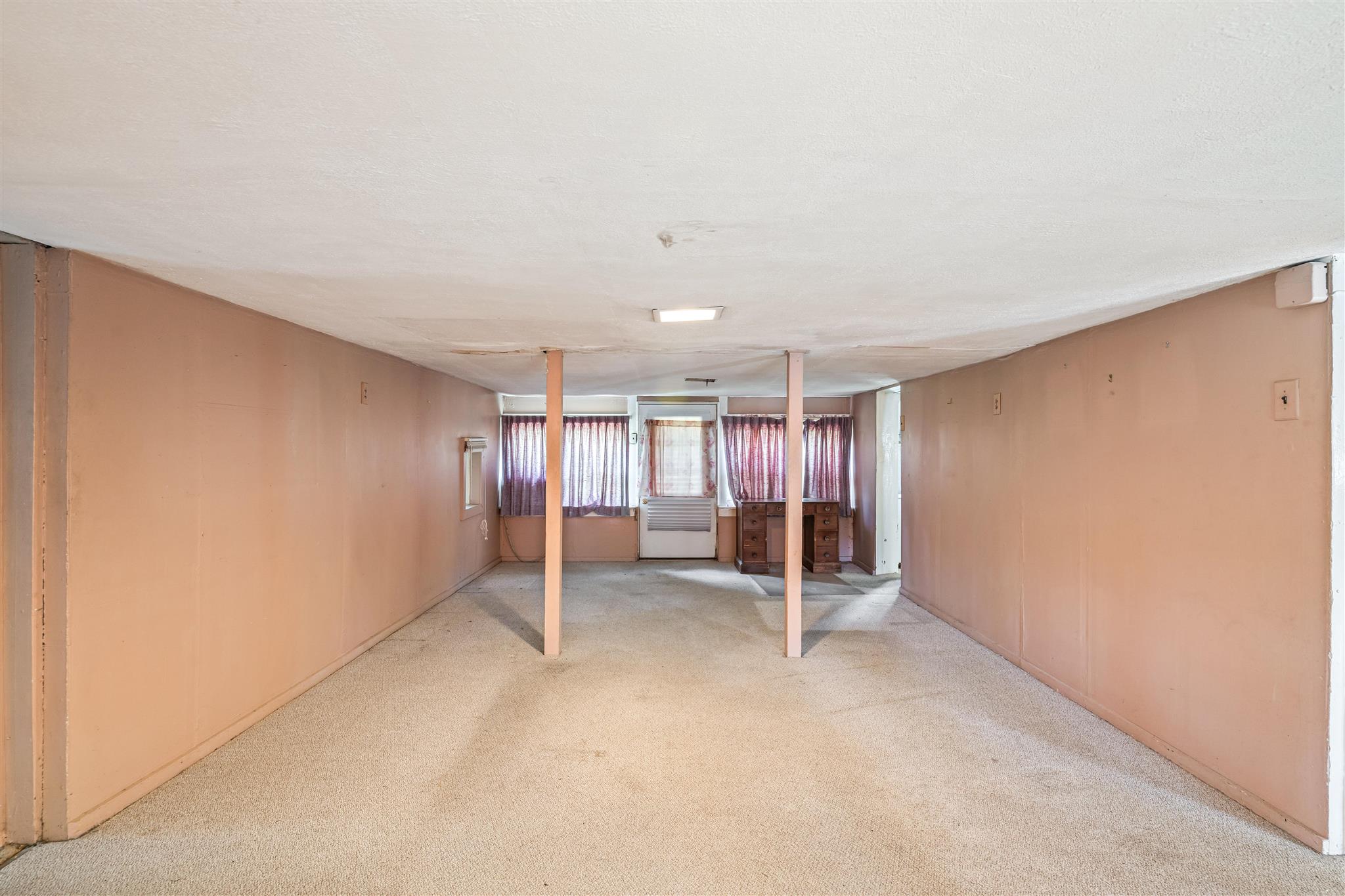 596 Carithers Road Princeton, IN 47670 - Photo 11 of 16 Gallery Image 11