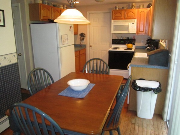 51 Ridgewood Road Worcester, MA 01606 - Photo 5 of 14 Gallery Image 5
