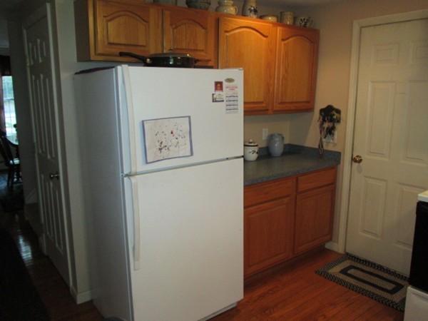 51 Ridgewood Road Worcester, MA 01606 - Photo 6 of 14 Gallery Image 6