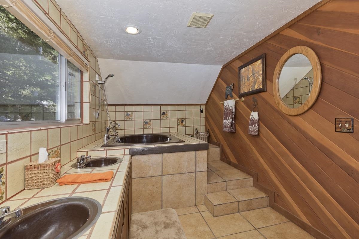 219 Aspen Road June Lake, CA 93529 - Photo 30 of 44 Gallery Image 30