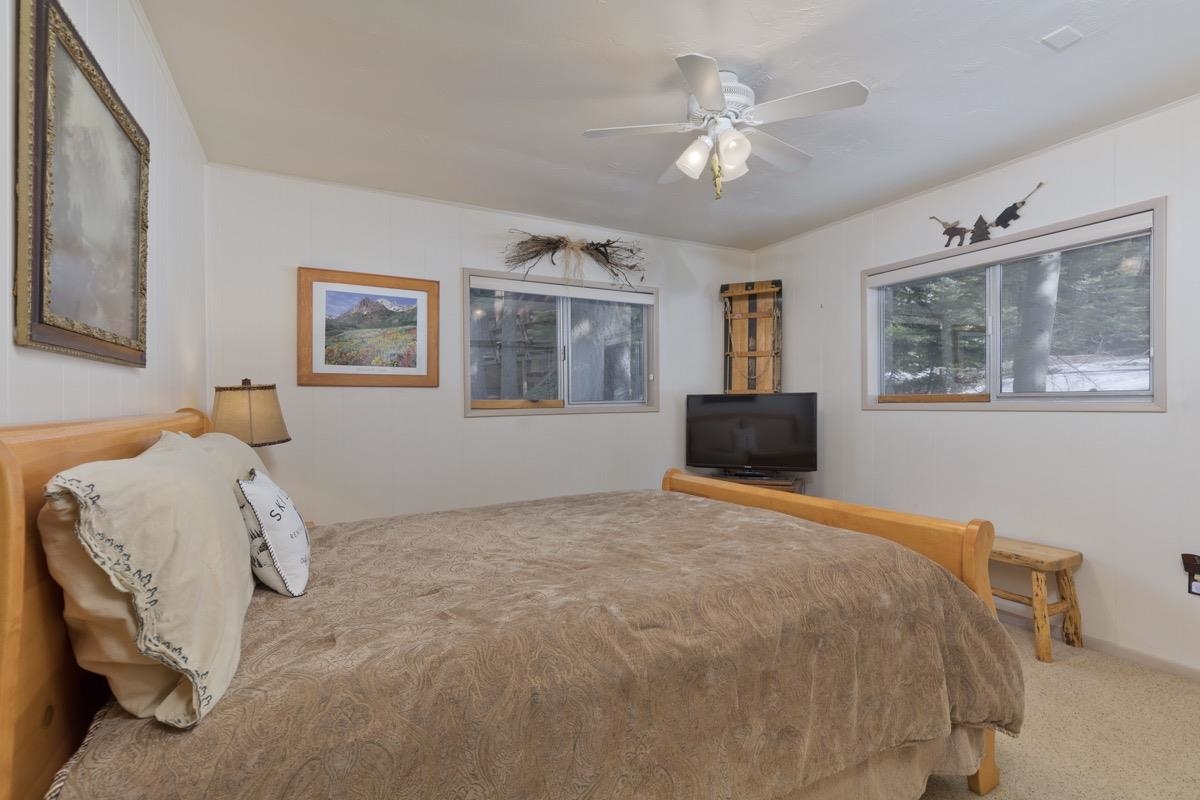 219 Aspen Road June Lake, CA 93529 - Photo 32 of 44 Gallery Image 32
