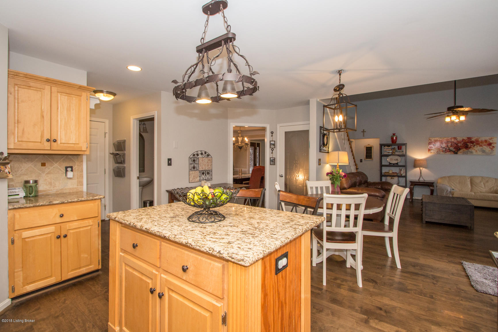 1208 Williams Ridge Road Louisville, KY 40243 - Photo 16 of 54 kitchen