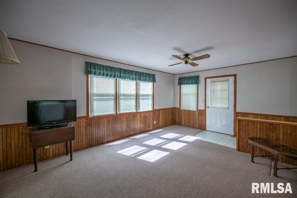 227 East Cherry Ridge Road Peoria Heights, IL 61616 - Photo 14 of 23 Gallery Image 14