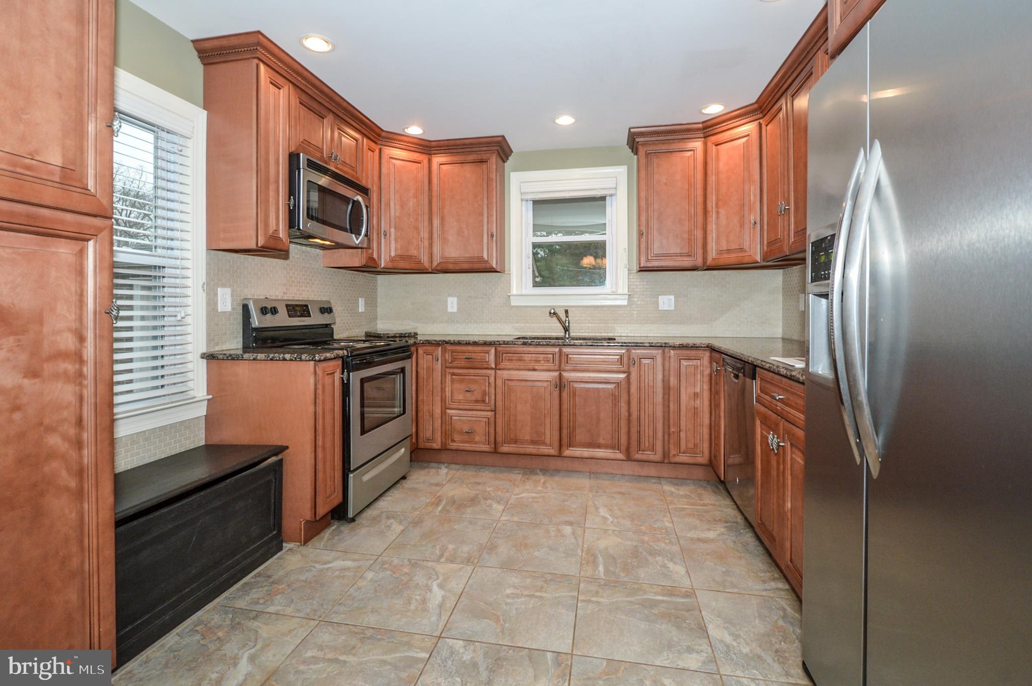 10 Glenolden Road Yardley, PA 19067 - Photo 18 of 41