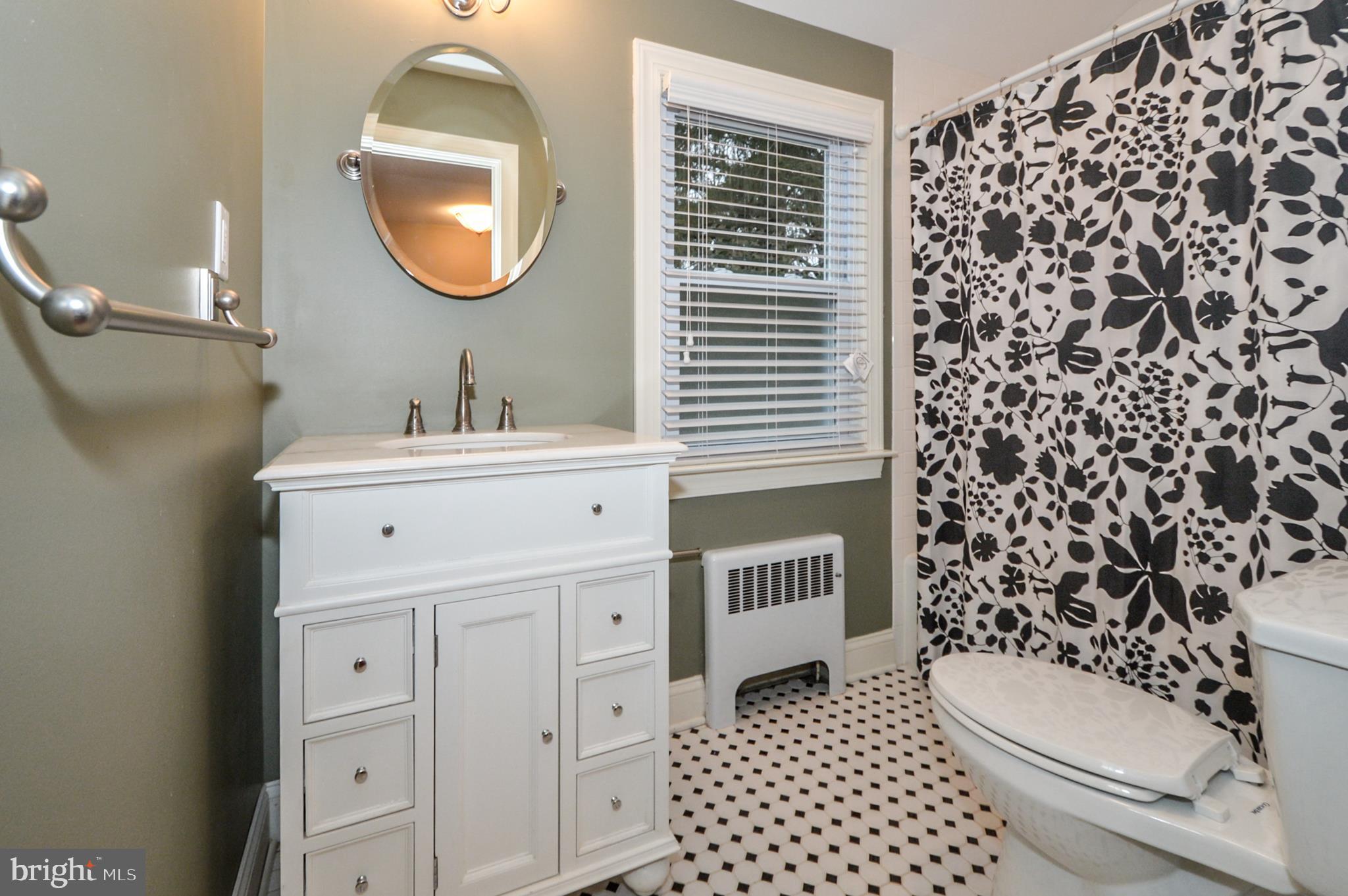 10 Glenolden Road Yardley, PA 19067 - Photo 25 of 41