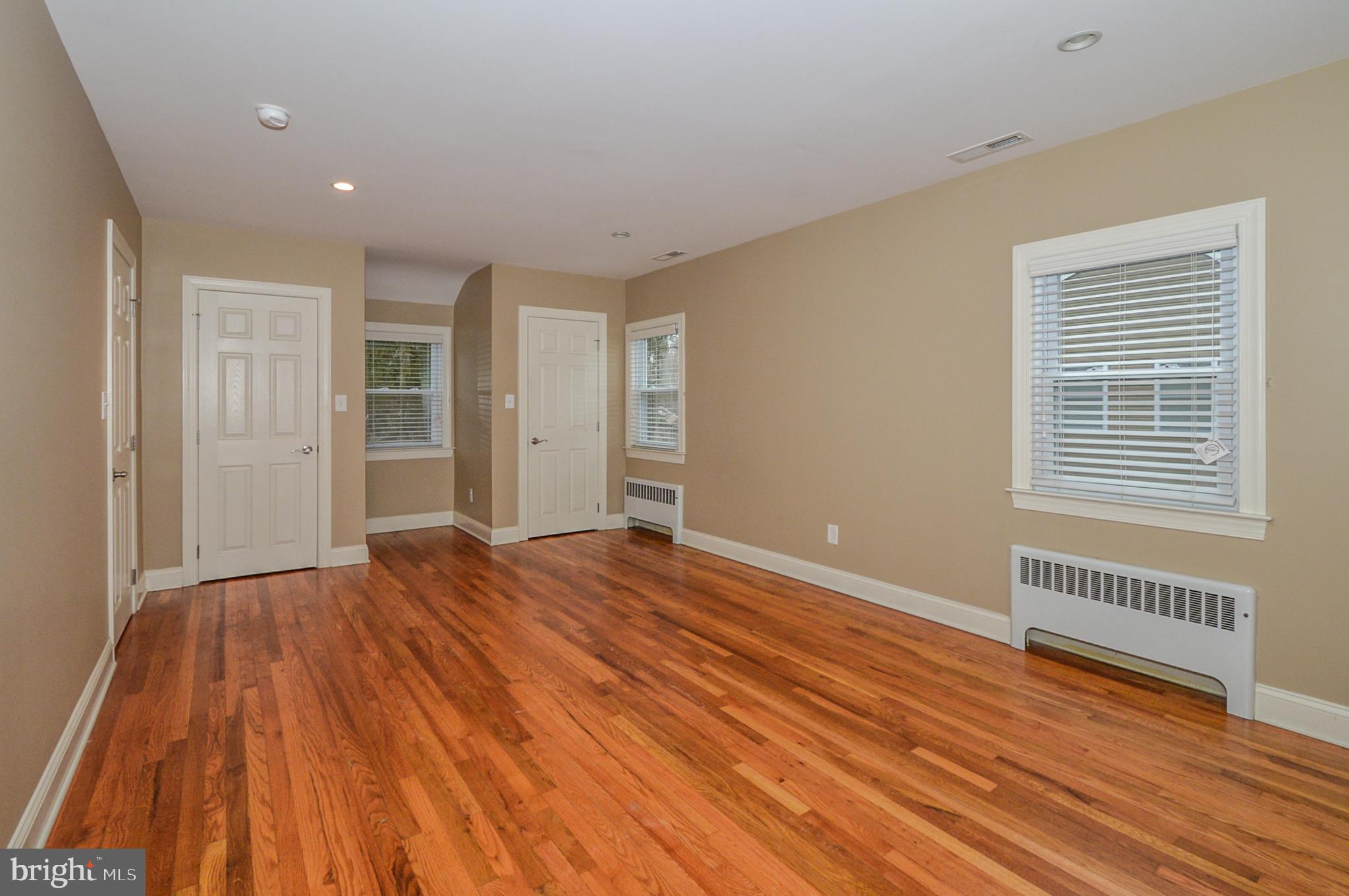 10 Glenolden Road Yardley, PA 19067 - Photo 26 of 41