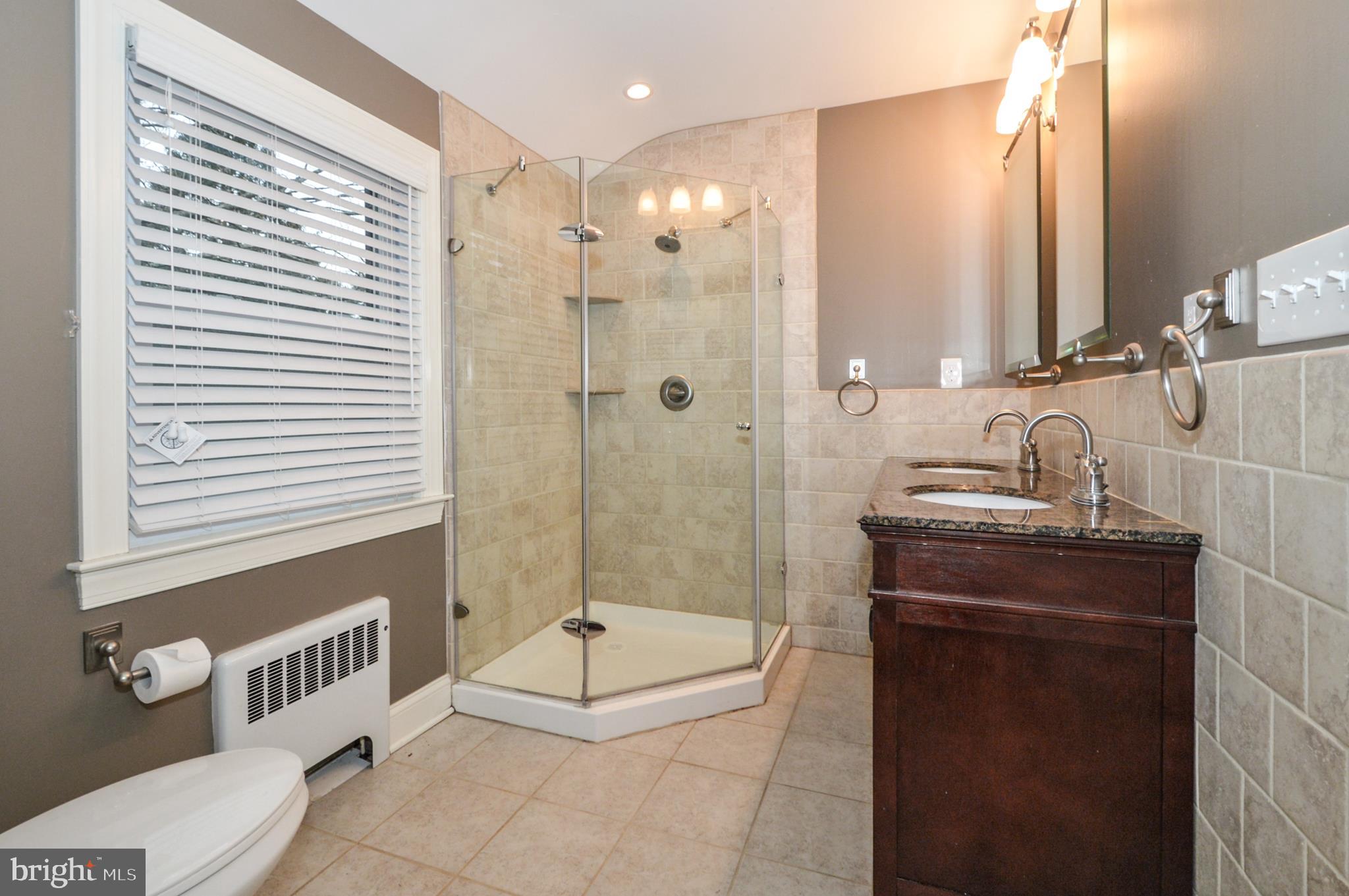 10 Glenolden Road Yardley, PA 19067 - Photo 29 of 41