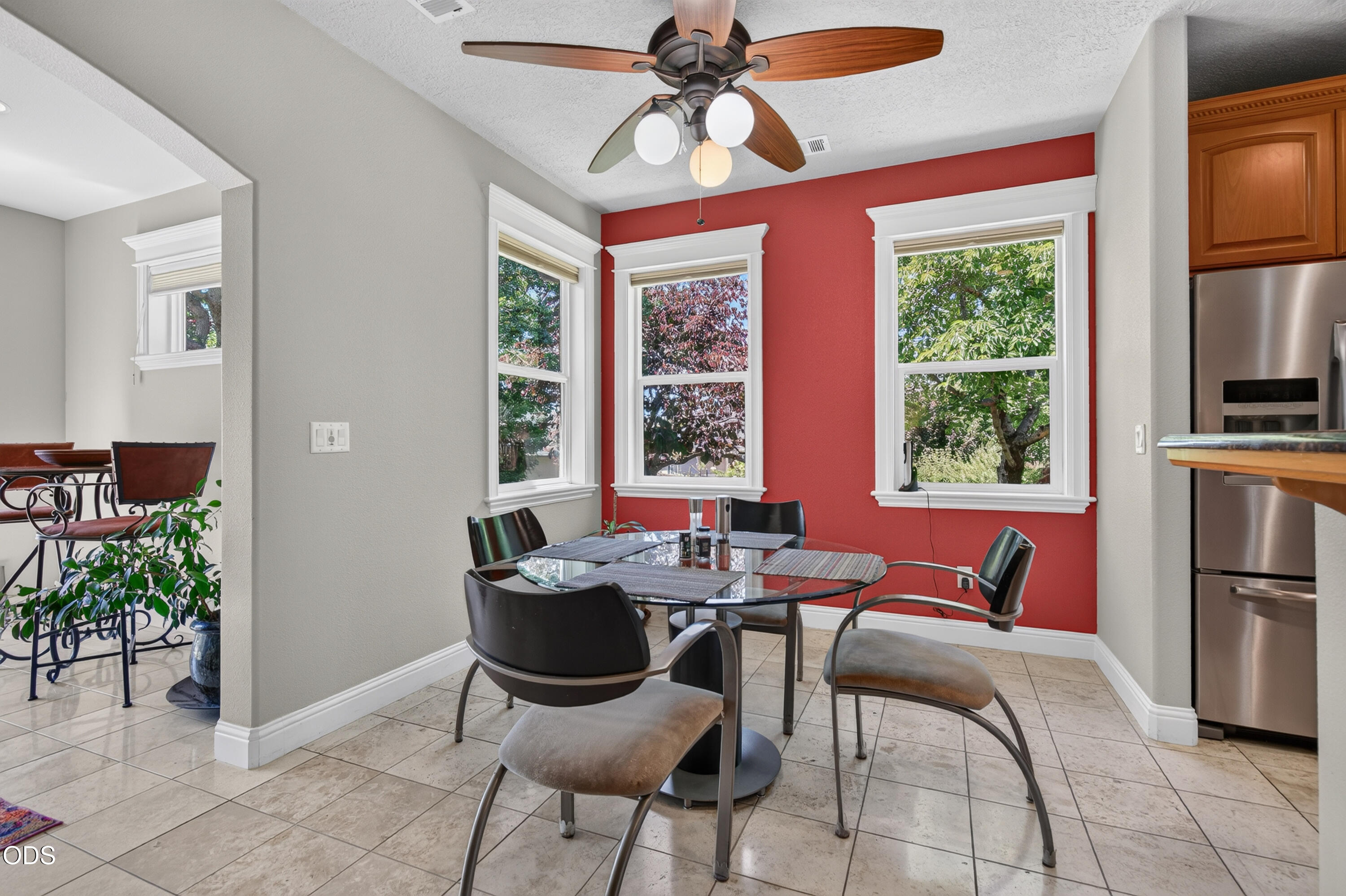 374 Leandra Lane Eagle Point, OR 97524 - Photo 13 of 37