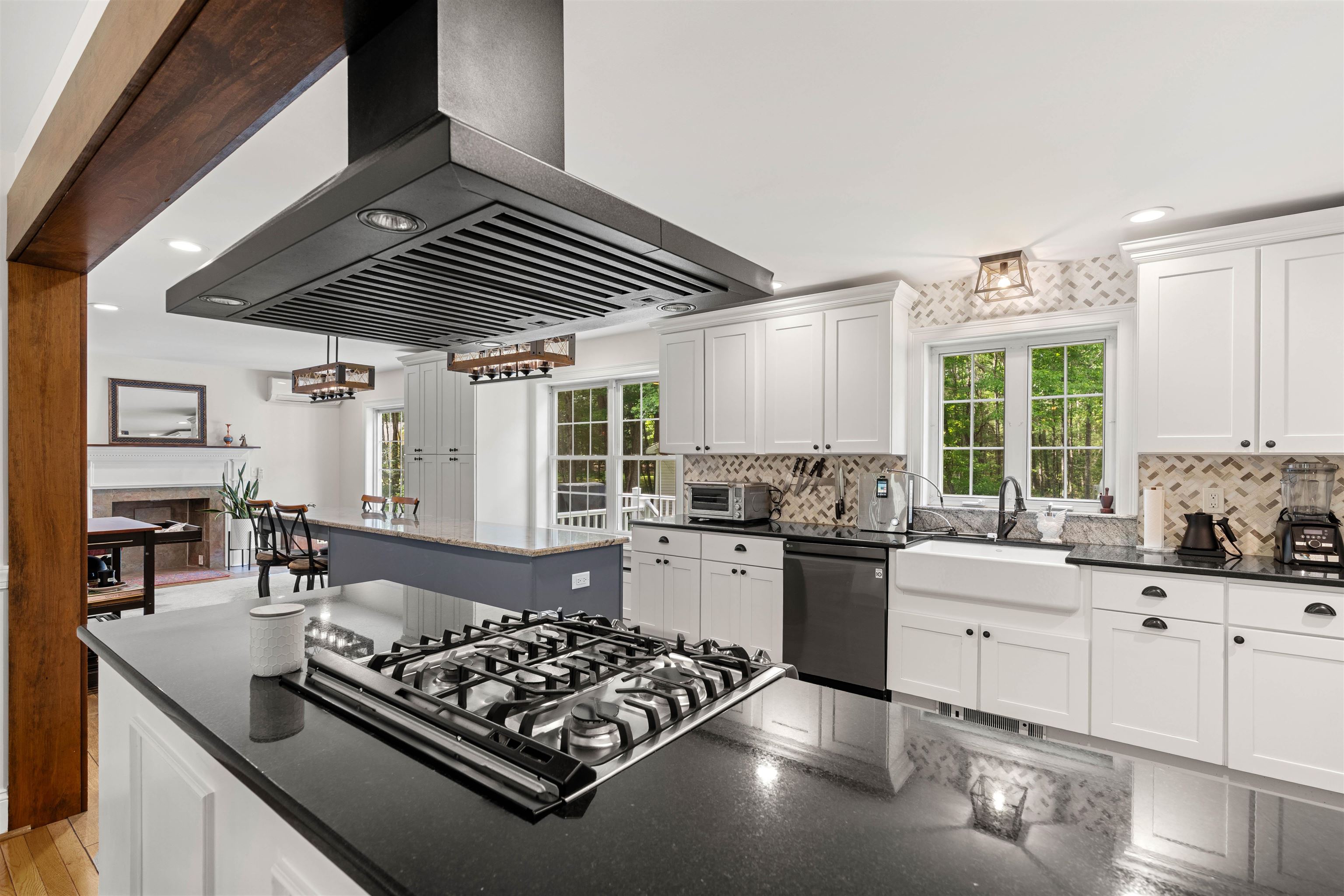 2 Cate Road Deerfield, NH 03037 - Photo 4 of 51