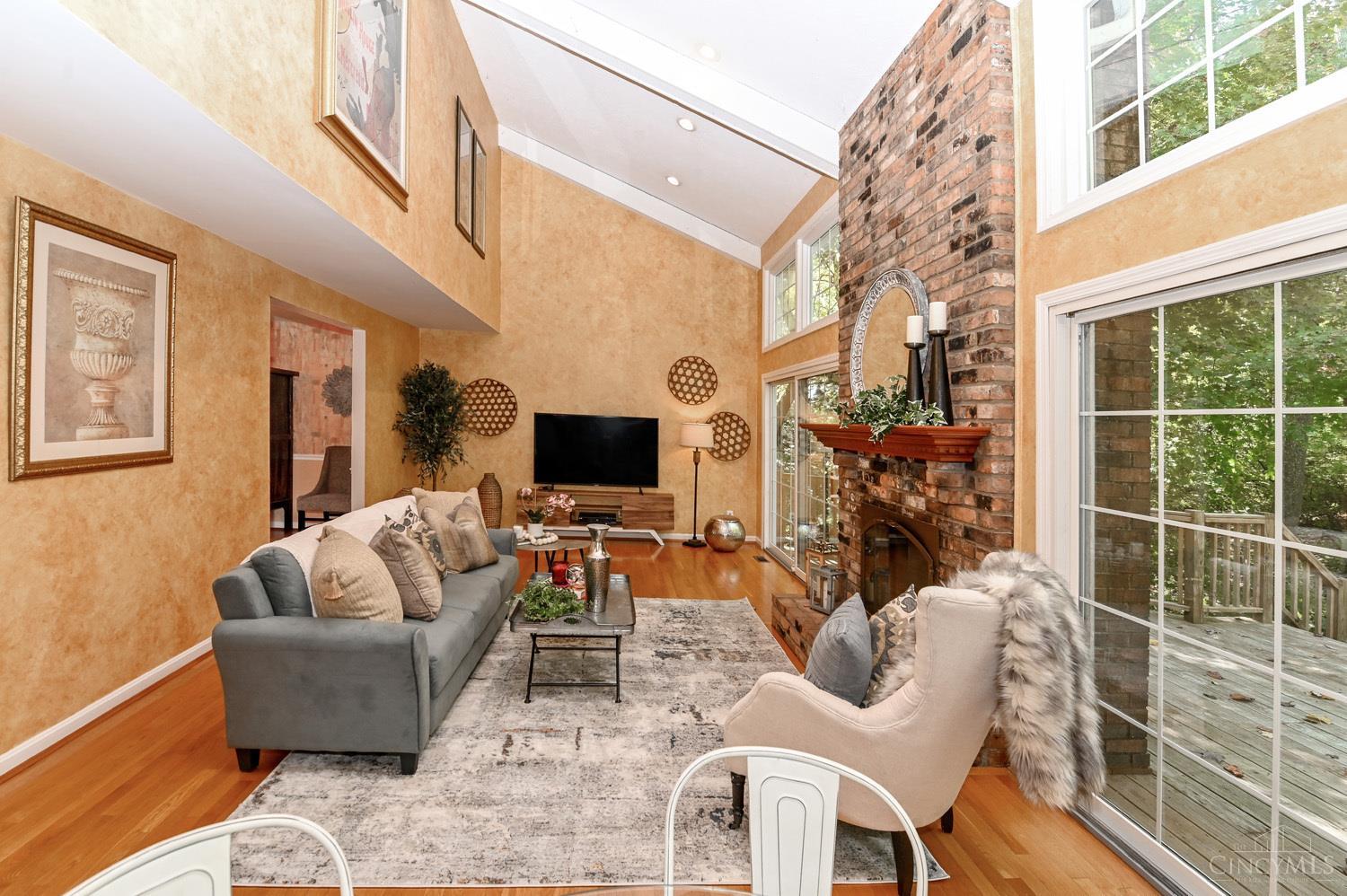 9655 Humphrey Road Cincinnati, OH 45242 - Photo 9 of 45 Gallery Image 9