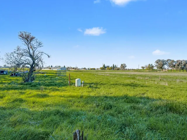 $725,000 | 16998 Rio Plaza Road, Madera, CA 93636