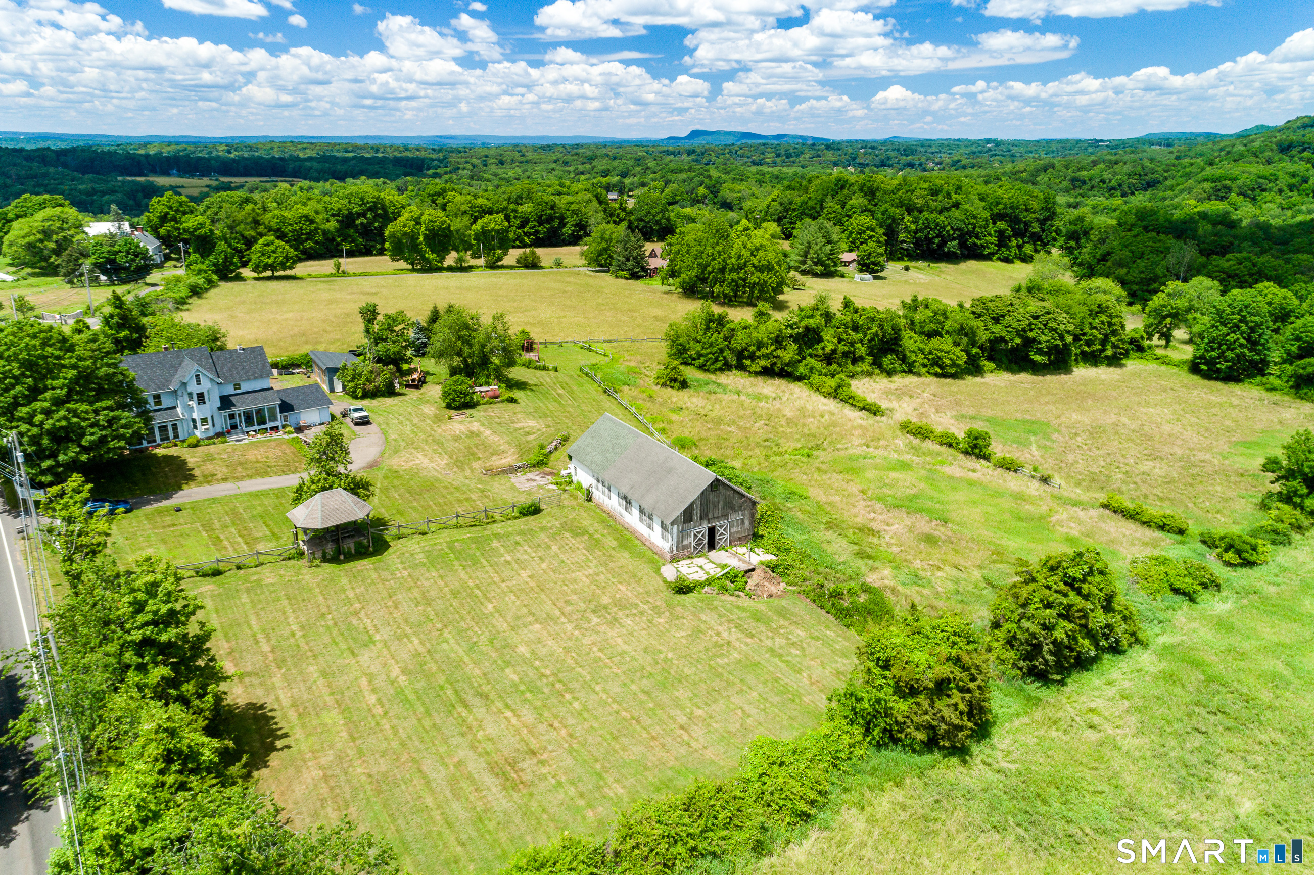 1316 Whirlwind Hill Road Wallingford, CT 06492 - Photo 30 of 40
