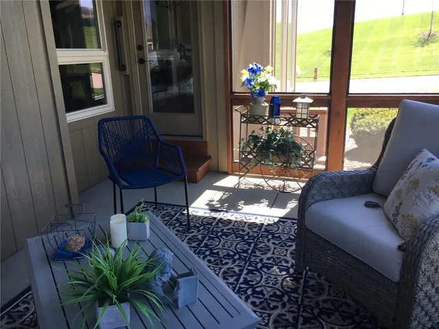 $502,000 | 11100 North Euclid Avenue, Kansas City, MO 64155