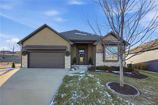 $502,000 | 11100 North Euclid Avenue, Kansas City, MO 64155