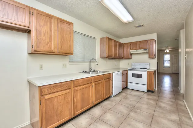 $399,000 | 517 Luther Drive, Georgetown, TX 78628