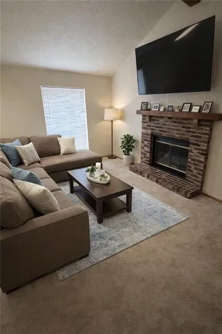 $429,000 | 8537-8539 Goddard, Overland Park, KS 66214