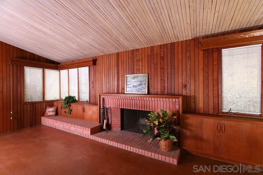 2641 Inyaha Lane La Jolla, CA 92037 - Photo 2 of 11