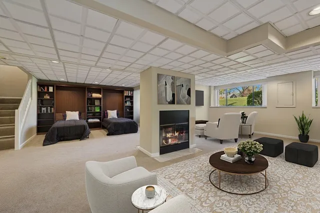 $595,000 | 868 Longmeadow Court, Lake Barrington, IL 60010