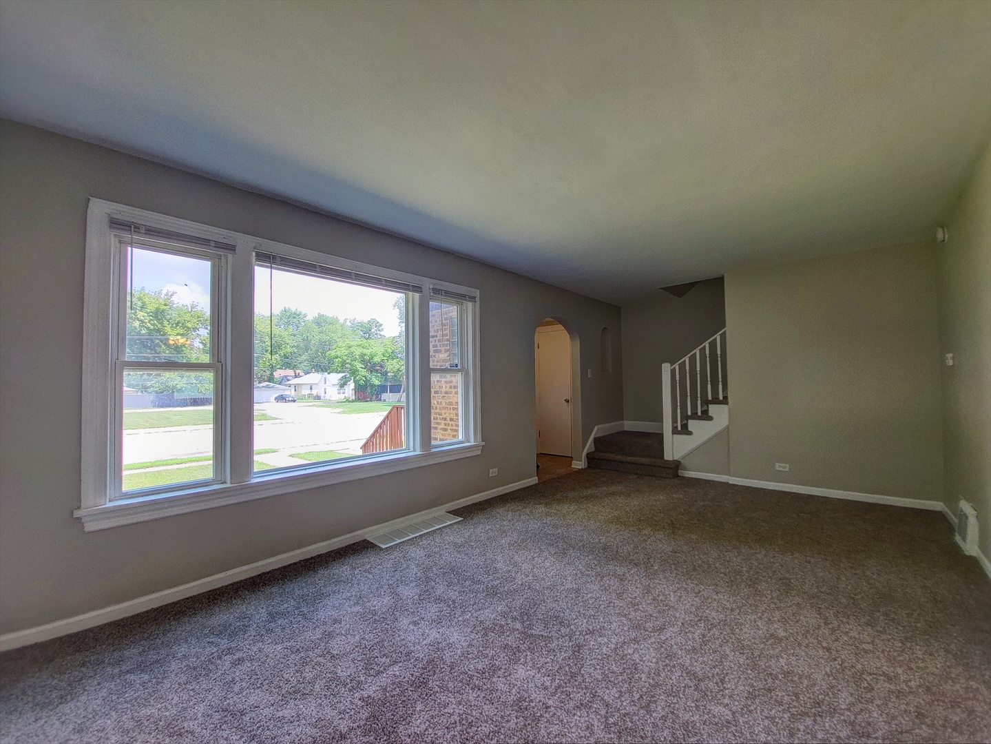 1913 170th Street Hazel Crest, IL 60429 - Photo 4 of 20