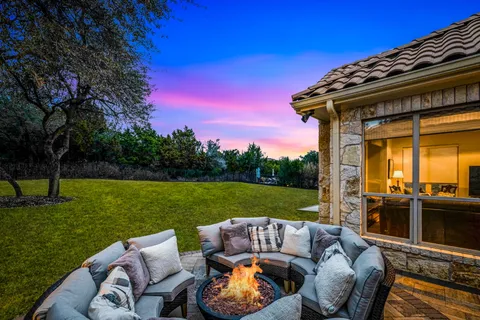 $1,600,000 | 11604 Shoreview Overlook, Austin, TX 78732