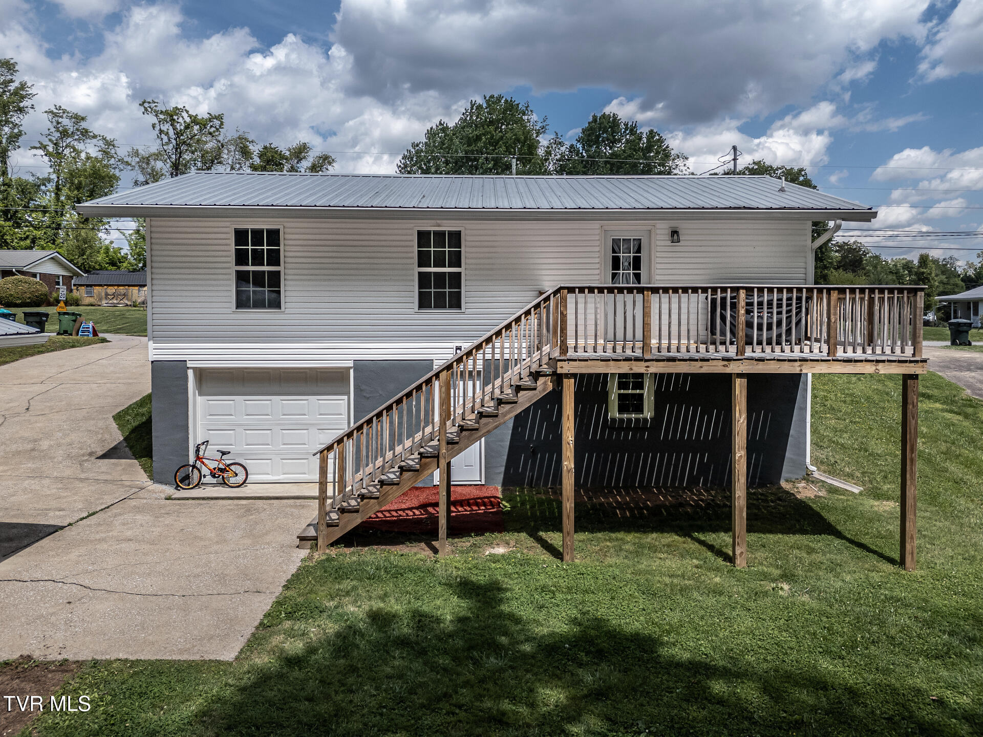 114 Mayor Avenue Greeneville, TN 37745 - Photo 14 of 71 114MayorAveG_075