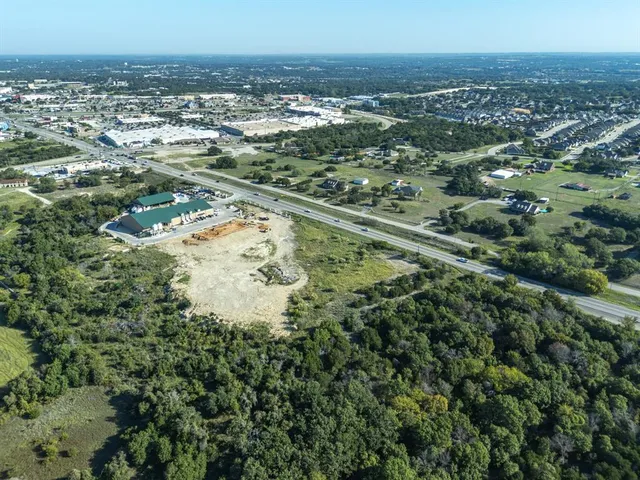 $6,000,000 | 14 Cleburne Highway, Weatherford, TX 76087