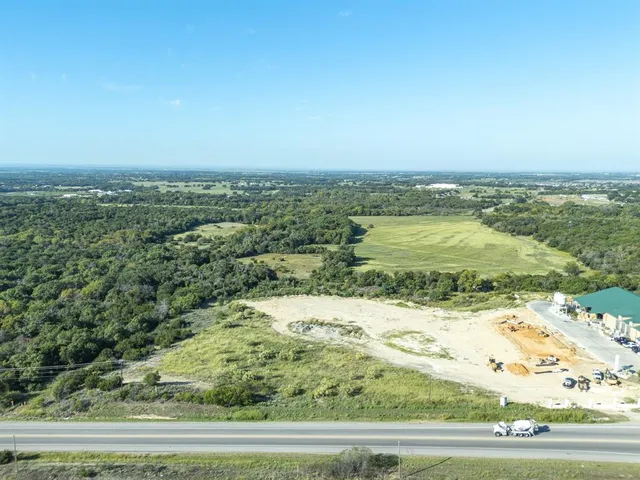 $6,000,000 | 14 Cleburne Highway, Weatherford, TX 76087