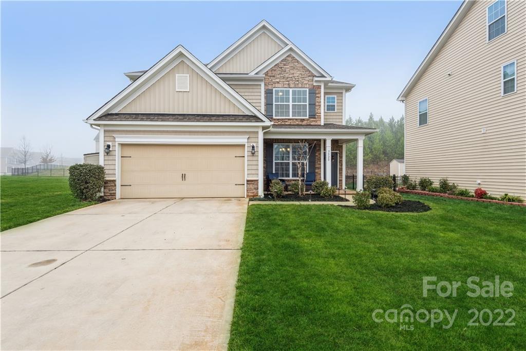 7520 Hamilton Bridge Road Charlotte, NC 28278 - Photo 2 of 36 Gallery Image 2