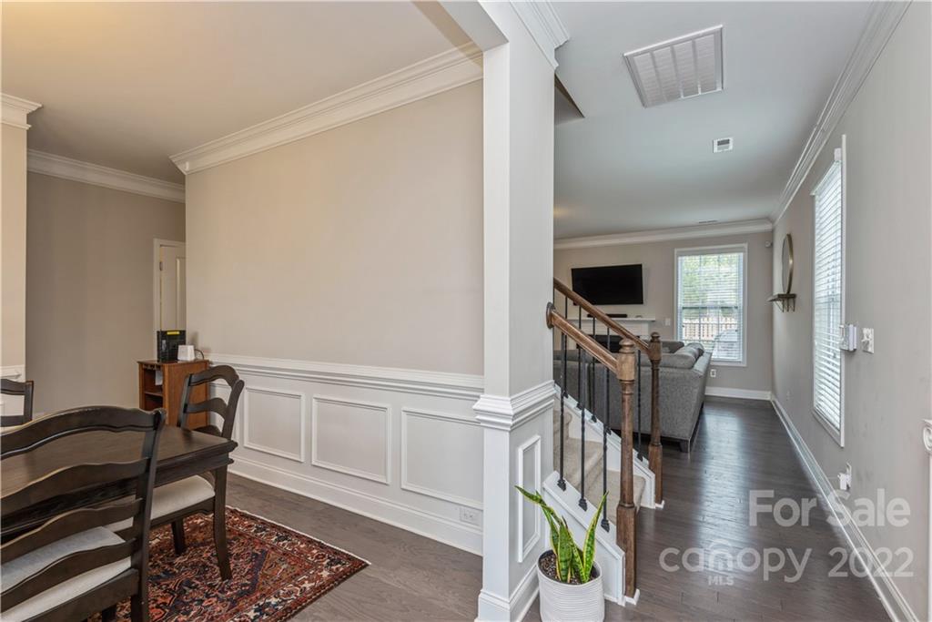 7520 Hamilton Bridge Road Charlotte, NC 28278 - Photo 4 of 36 Gallery Image 4