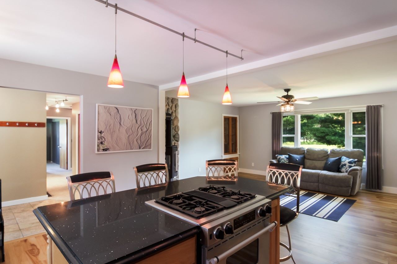 5535 Goodrick Road Traverse City, MI 49684 - Photo 12 of 44 1865720-11.JPG