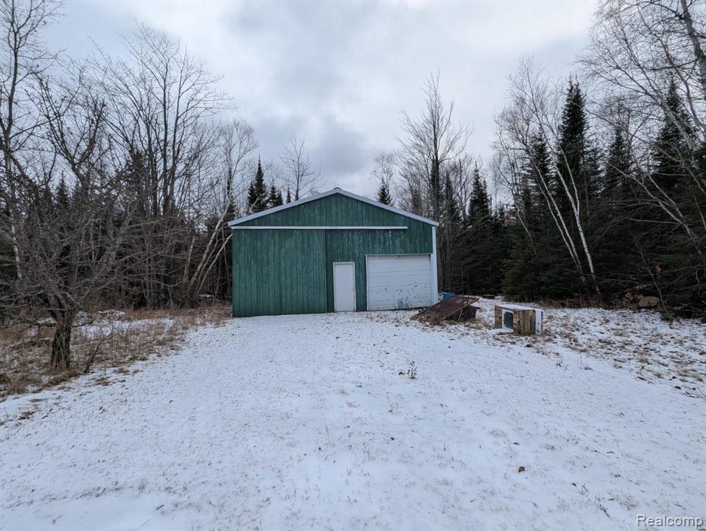 10470 Highway 23 Cheboygan, MI 49721 - Photo 35 of 37