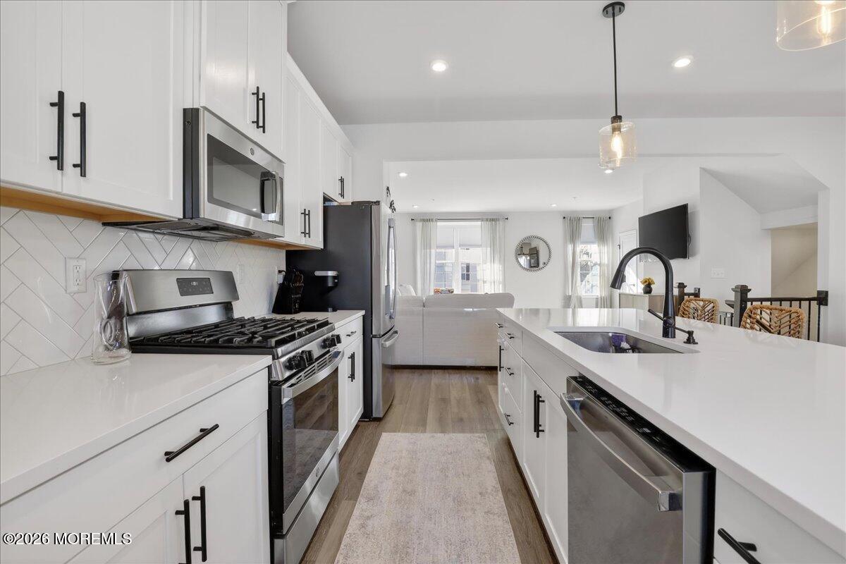 77 Anchor Way Cliffwood, NJ 07721 - Photo 20 of 40 20-Kitchen