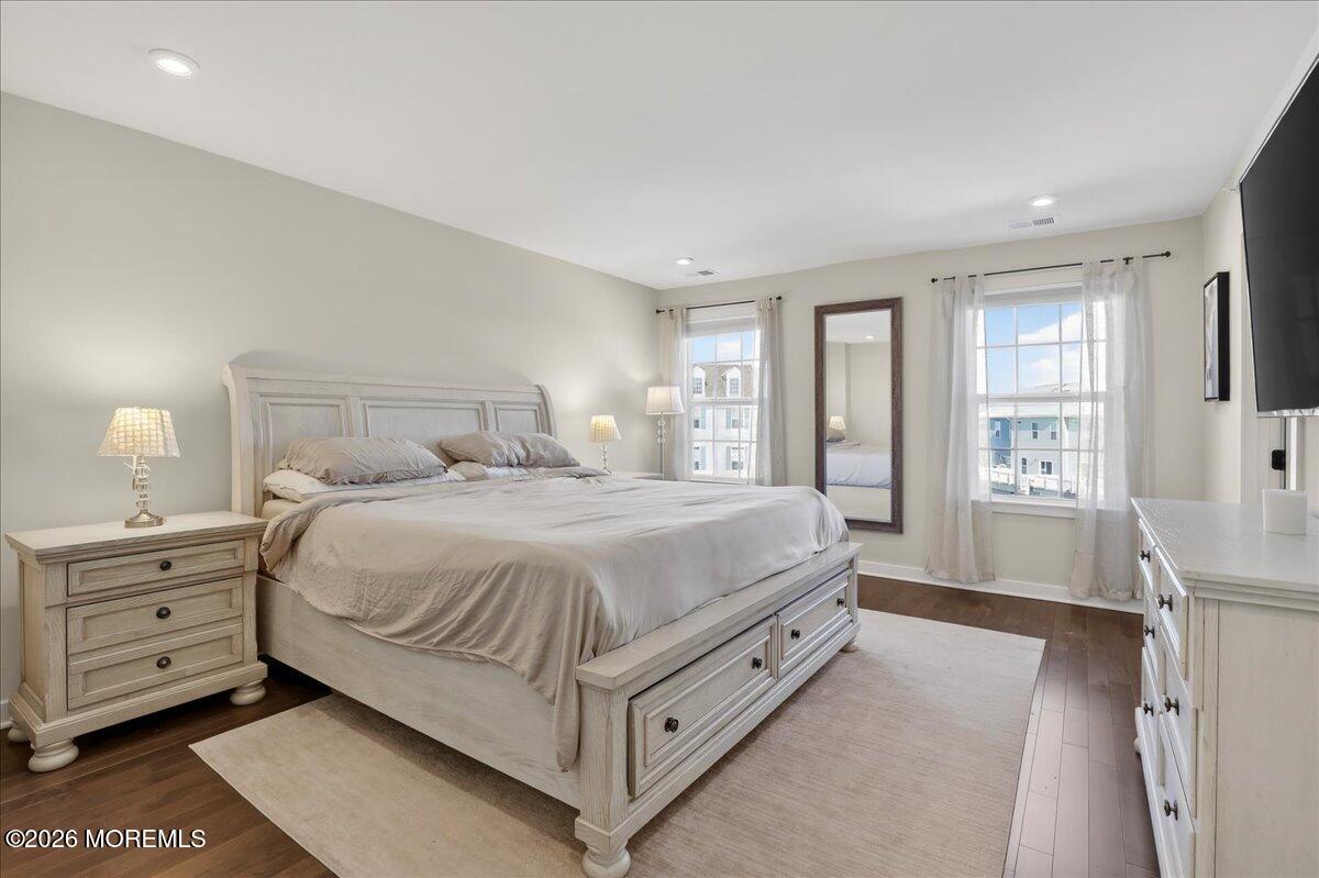 77 Anchor Way Cliffwood, NJ 07721 - Photo 27 of 40 27-Primary Bedroom