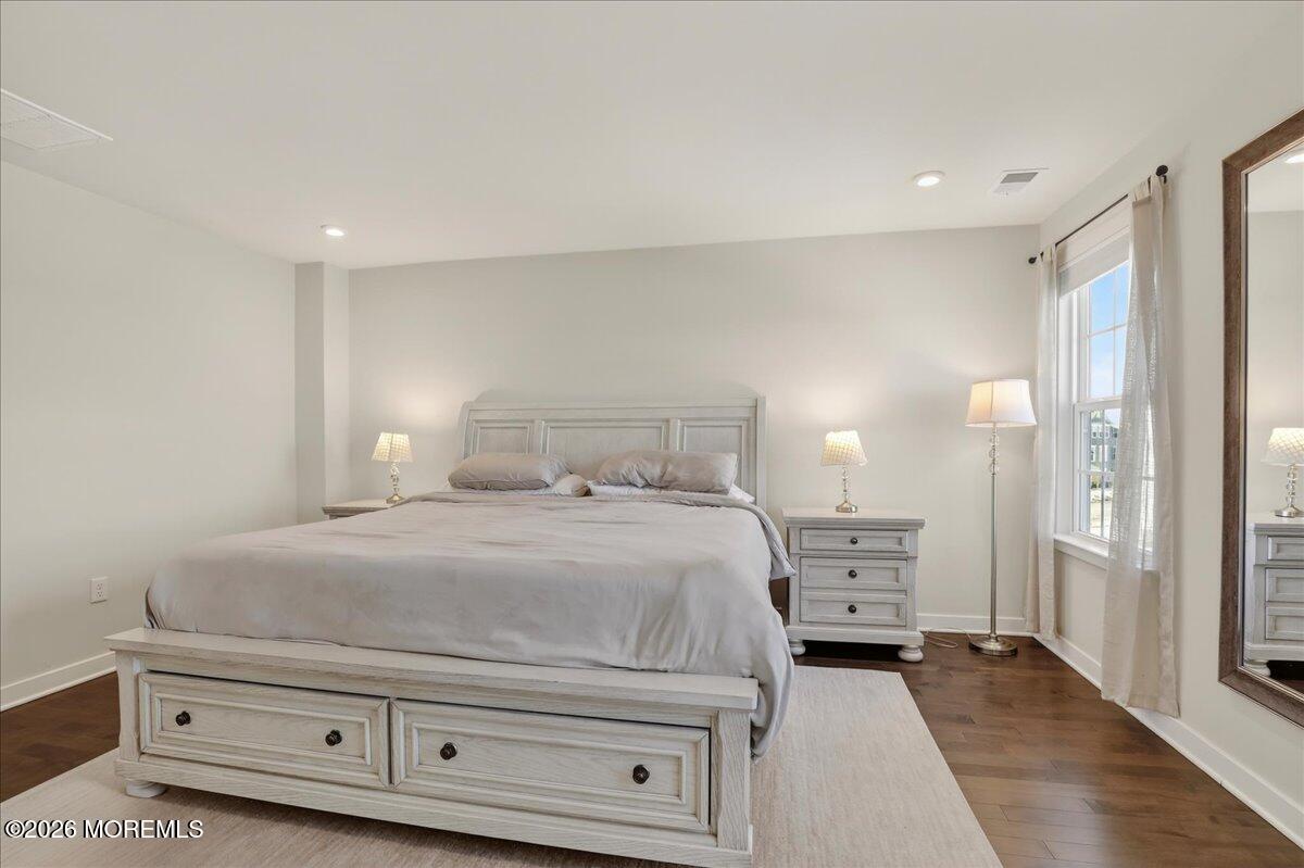 77 Anchor Way Cliffwood, NJ 07721 - Photo 28 of 40 28-Primary Bedroom